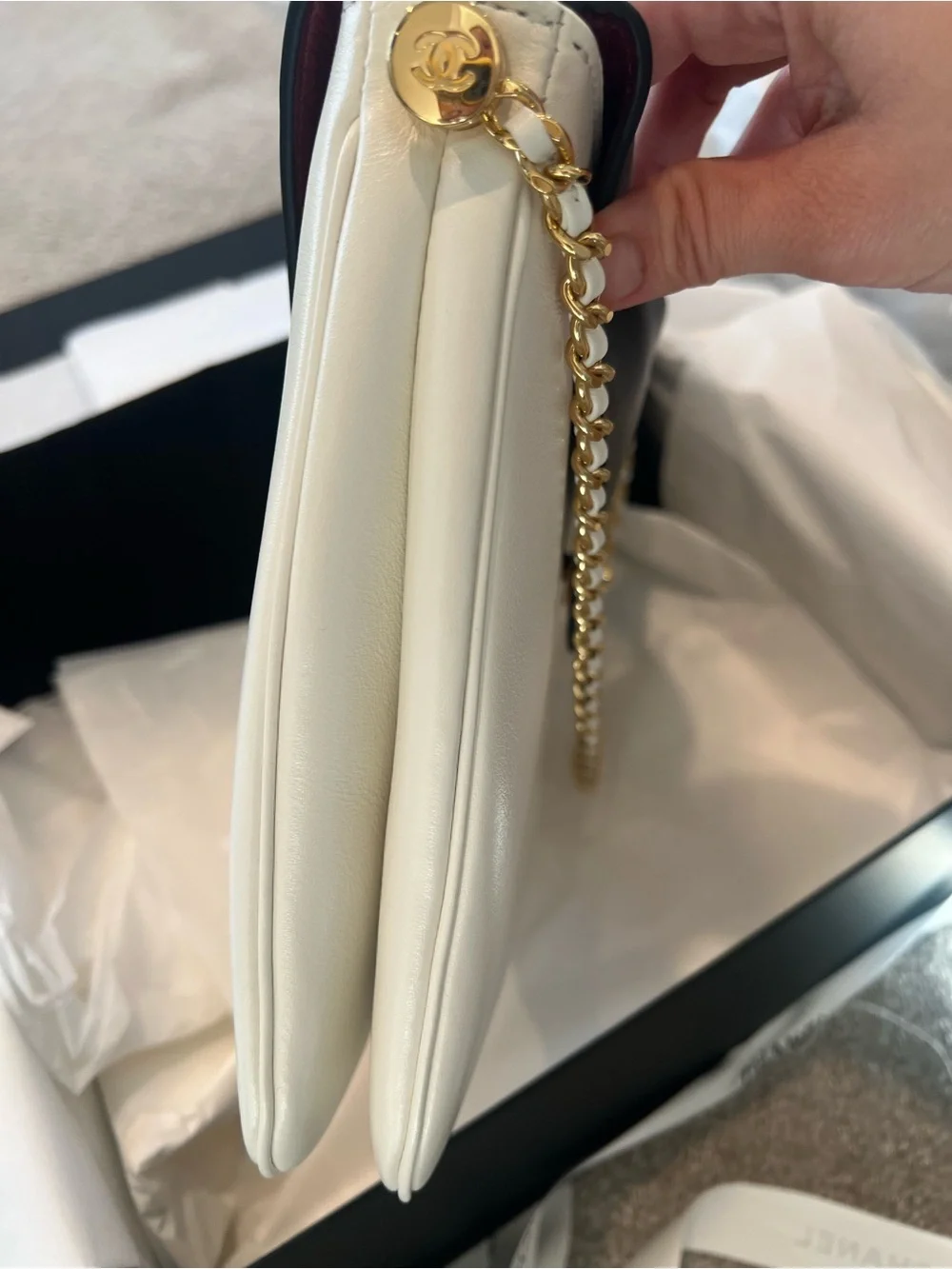 Chanel 26S hobo bag black & white - Picture 4 of 5